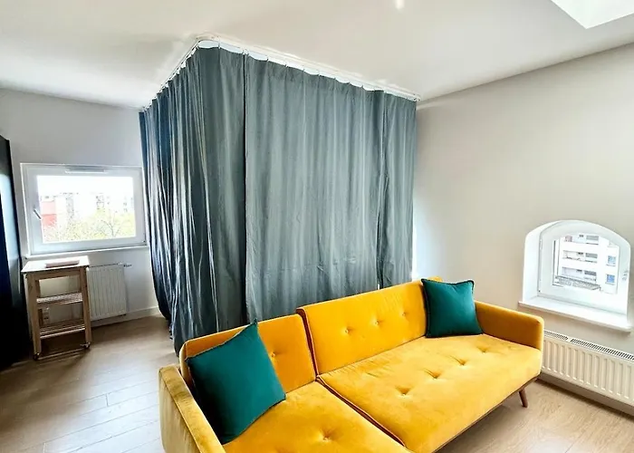 Penthouse In Heart Of דירה